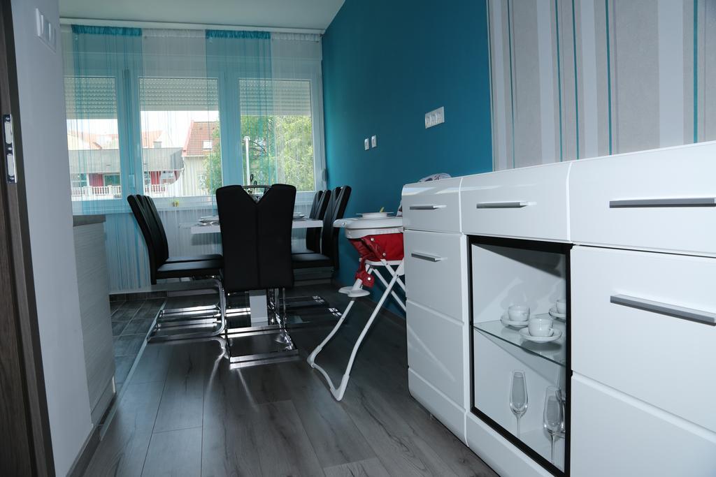 Szofi Apartman Hajduszoboszlo Exterior photo